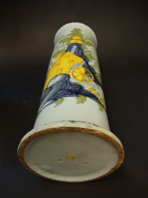 Jarra em porcelana portuguesa da Fábrica da Vista Alegre