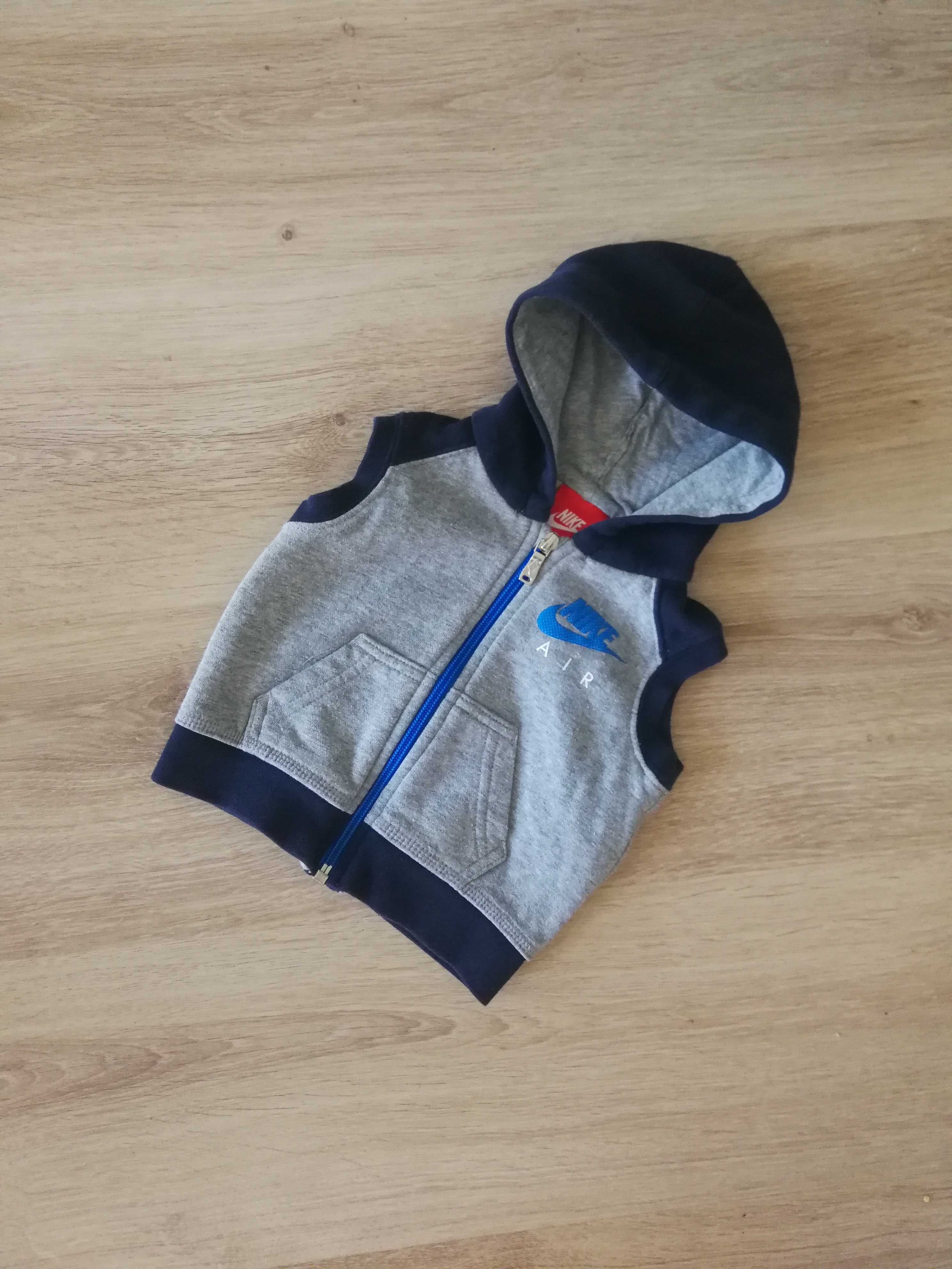 NIKE bezrękawnik z kapturem dla malucha 3-6 mc