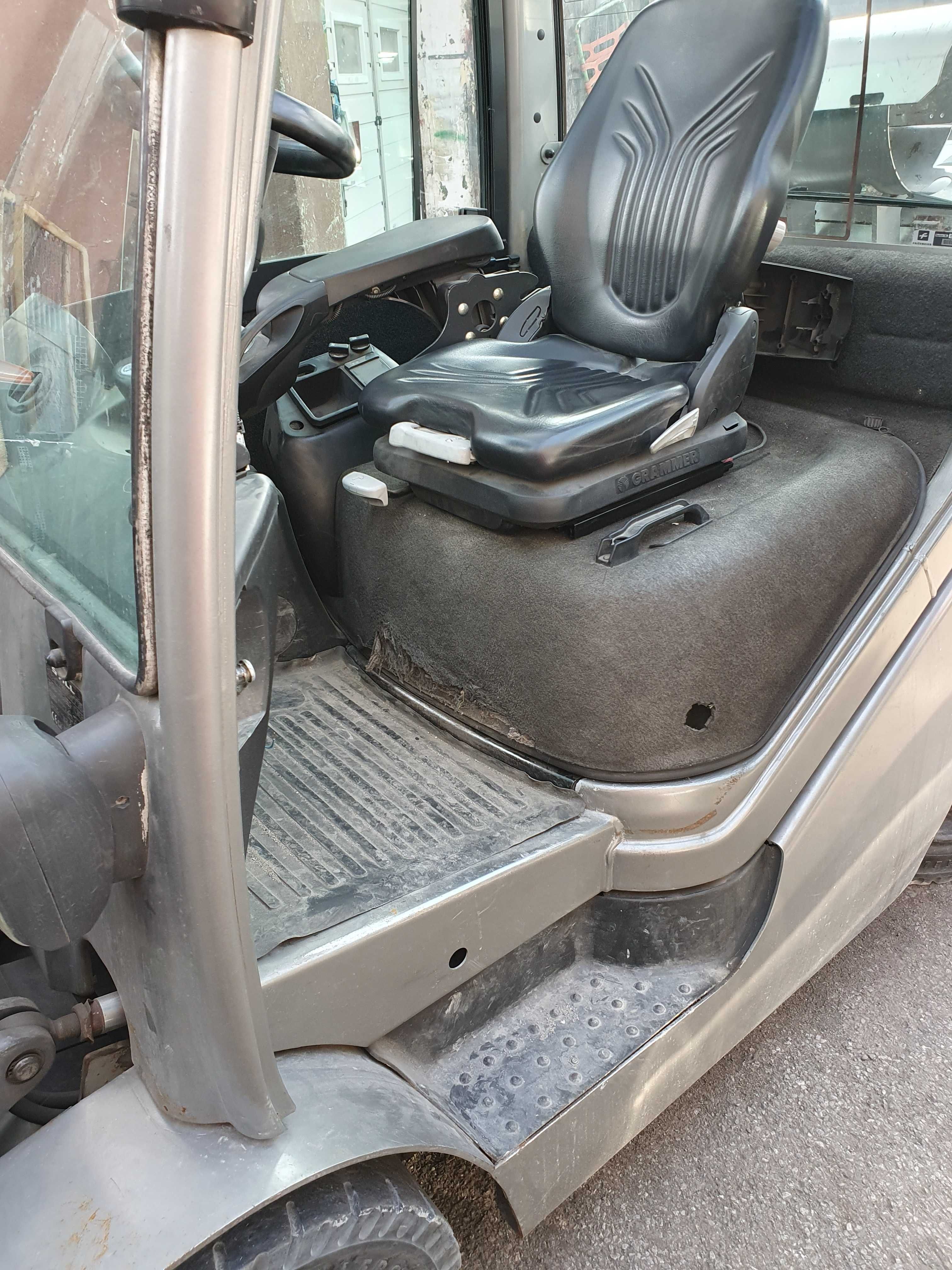Wózek widłowy Still rx70 25