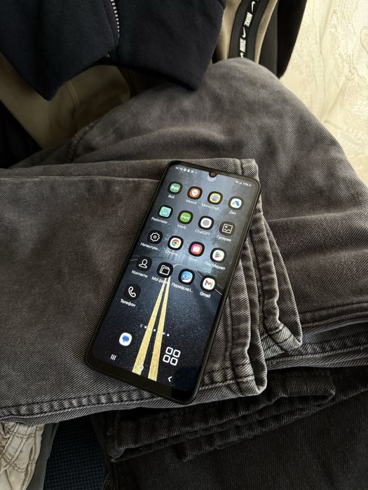 Телефон Samsung A05