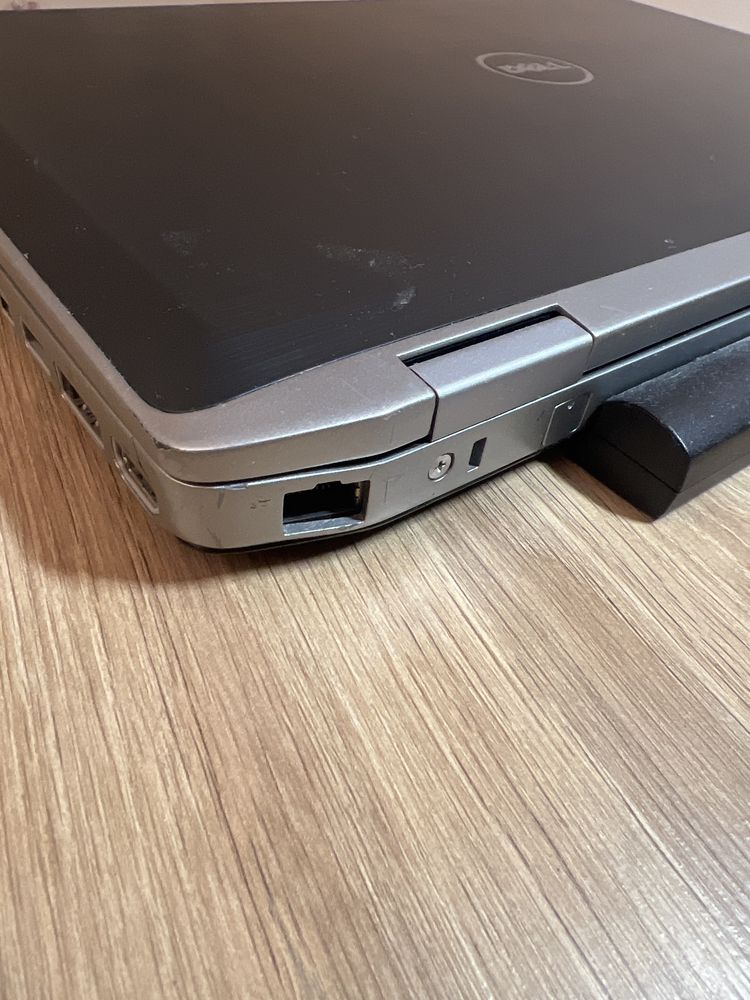 Laptop Dell Latitude E6520 – i7 / 8 GB RAM / NVIDIA / Windows 10