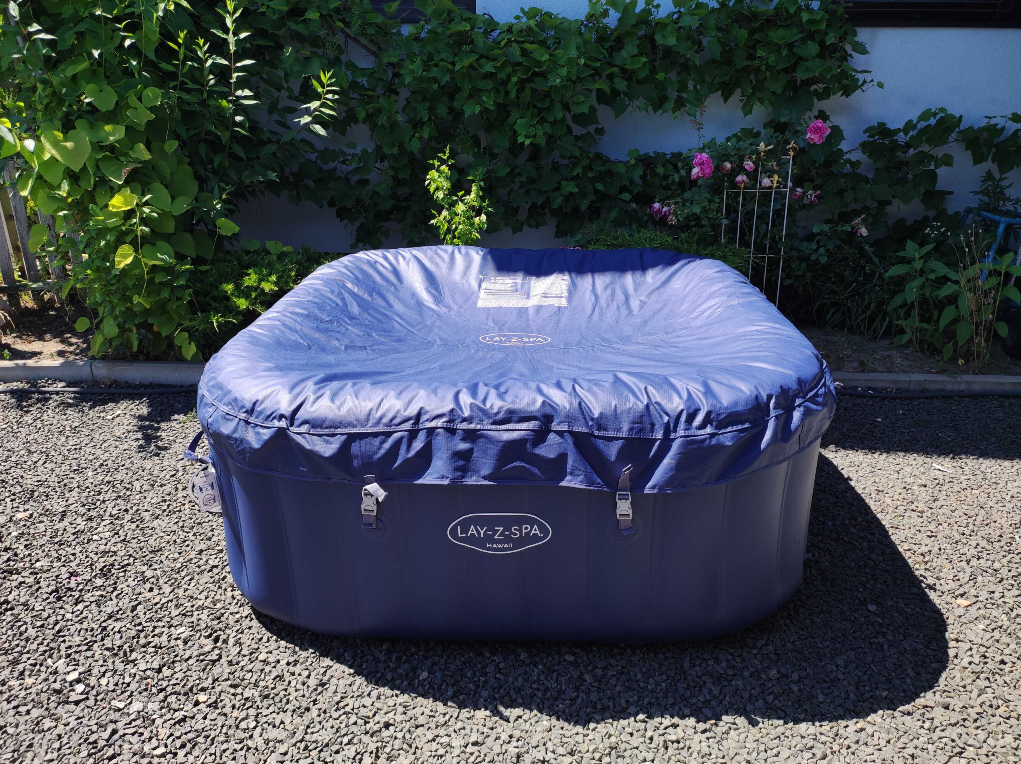 Lay-Z-Spa Hawaii JAK NOWE jacuzzi z wbudowaną pompą 4-6 os. model 2025