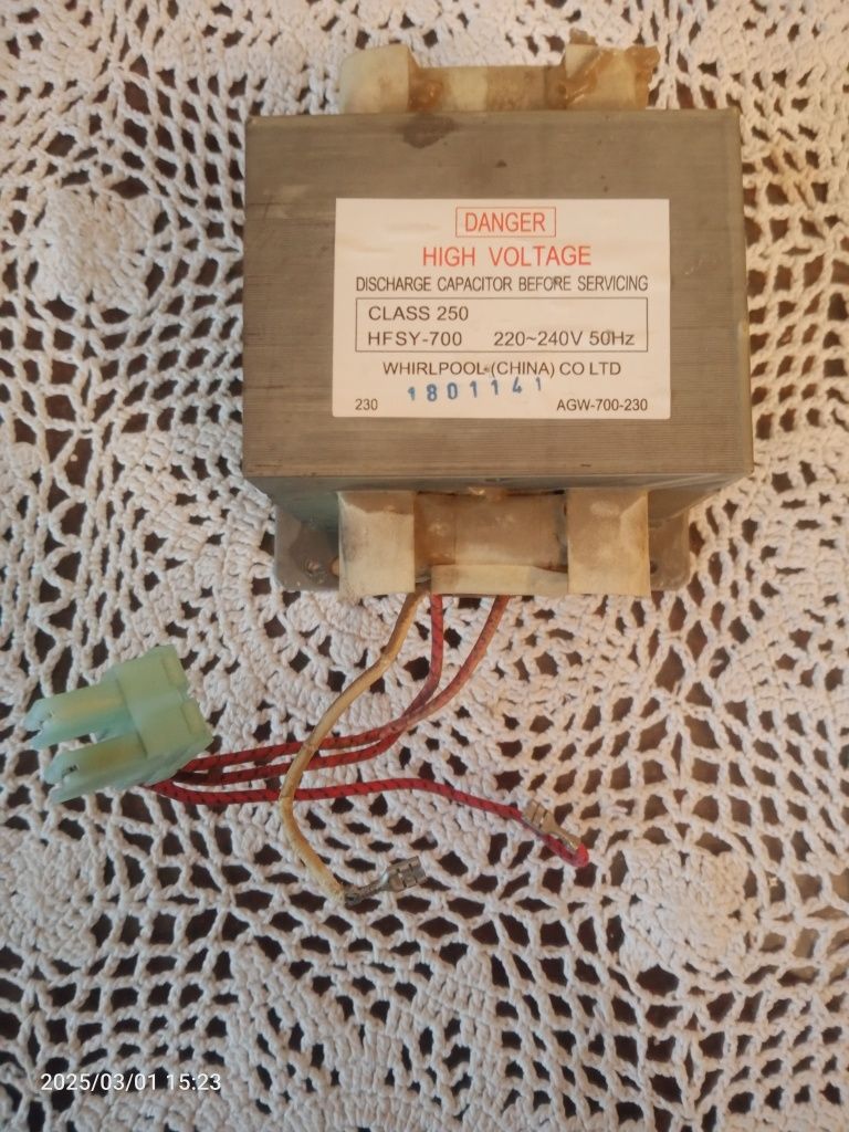 Transformator do kuchenki mikrofalowej