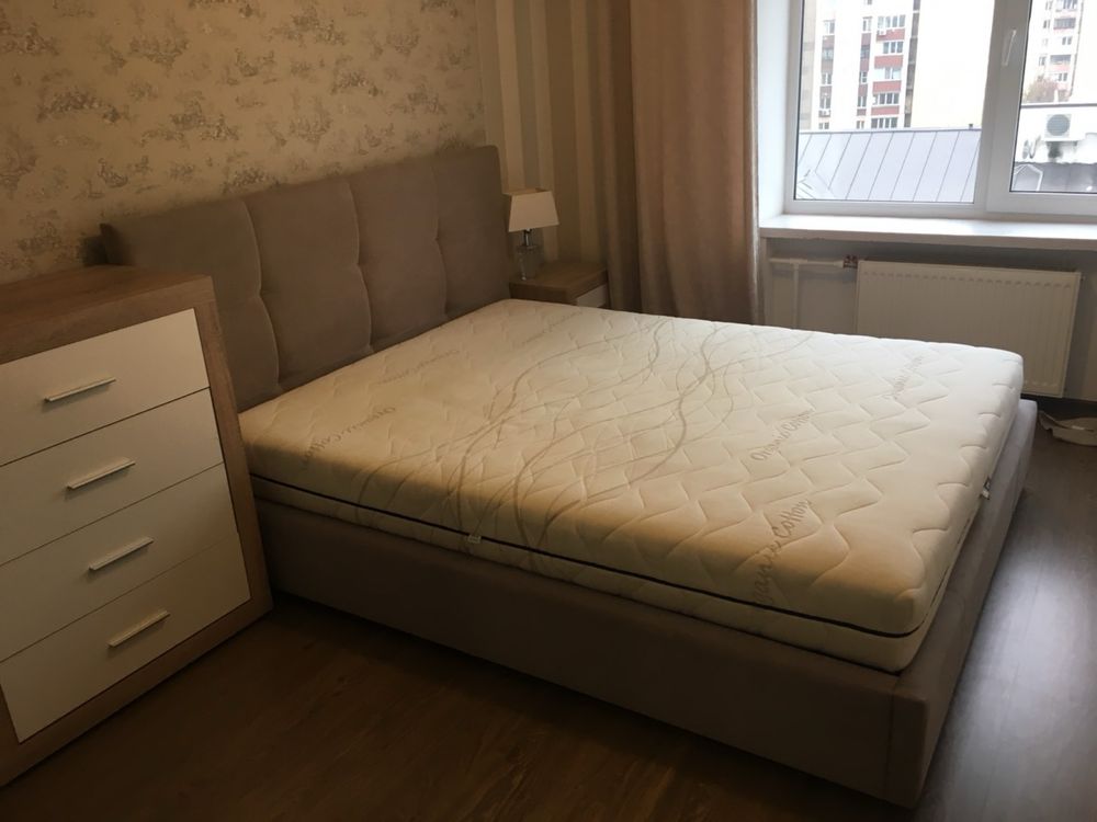 2К БЕЗ%, вул Білоруська, метро Лукʼянівська