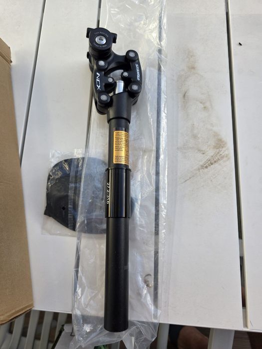 Suntour SP12/SP17 NCX 350mm Suspension Seatpost + Safety Cover