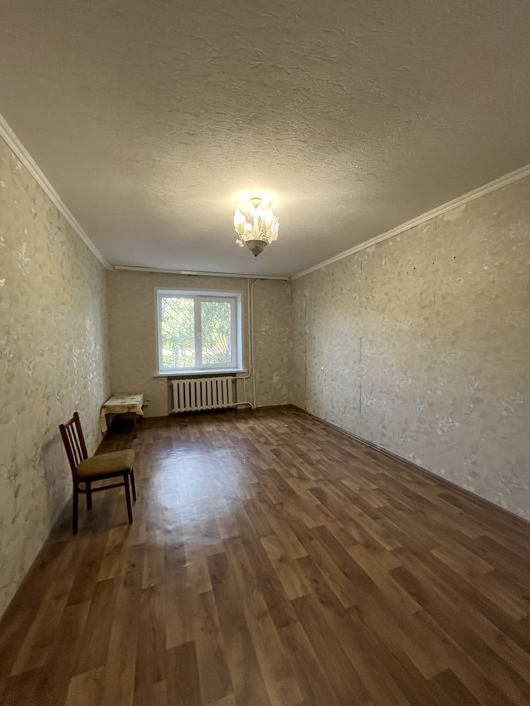Продам 1 комн ЖМ Победа рядом  б. Славы с капремонтом, кирпичный дом