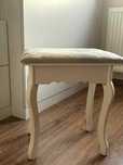 Taboret do toaletki