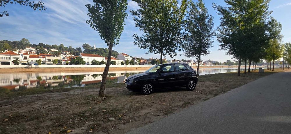 Seat Ibiza 1.4 TDI – Extras – Revisões Feitas – IMPECÁVEL”