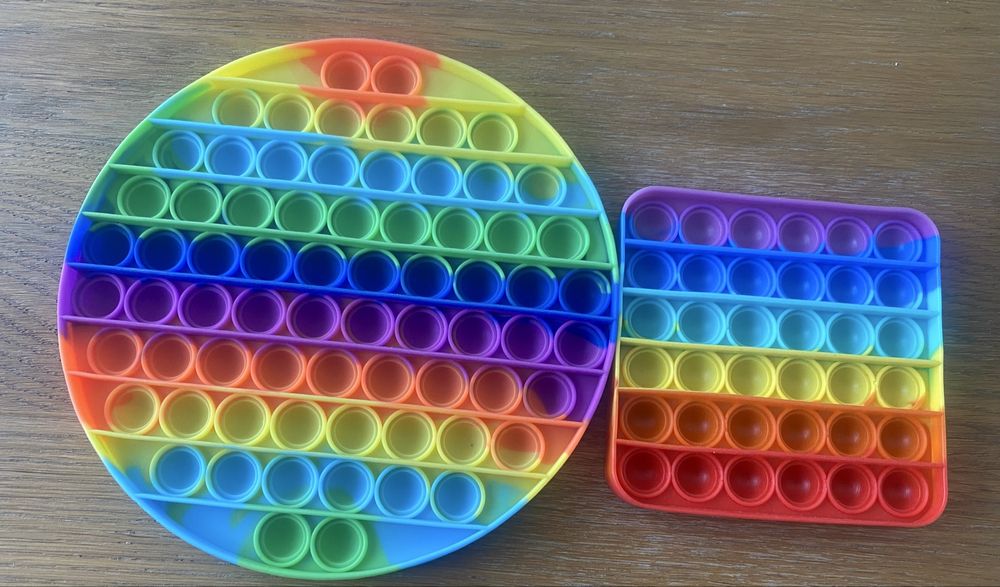 Pop It maty sensoryczne 2 szt