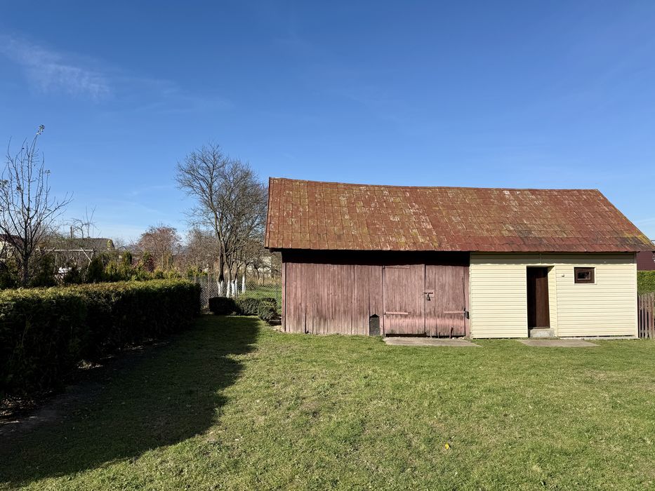 Продам будинок з великою територією