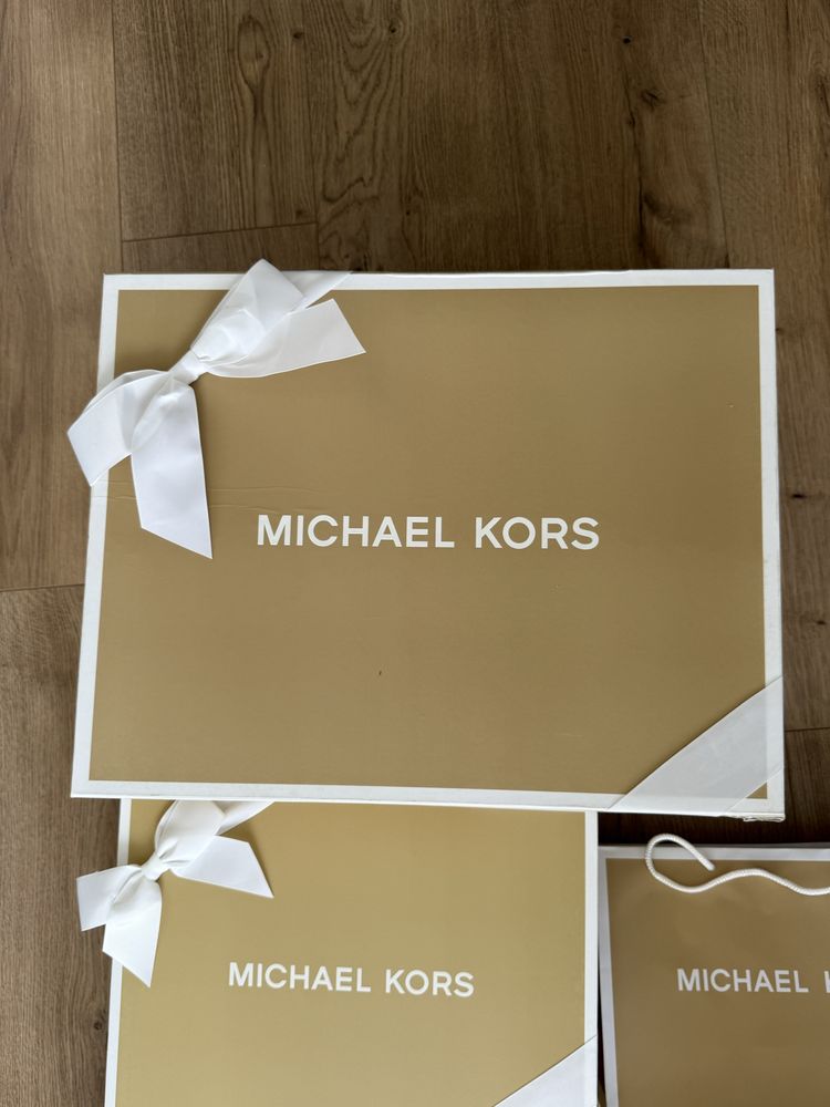 Коробка/пакет Michael Kors
