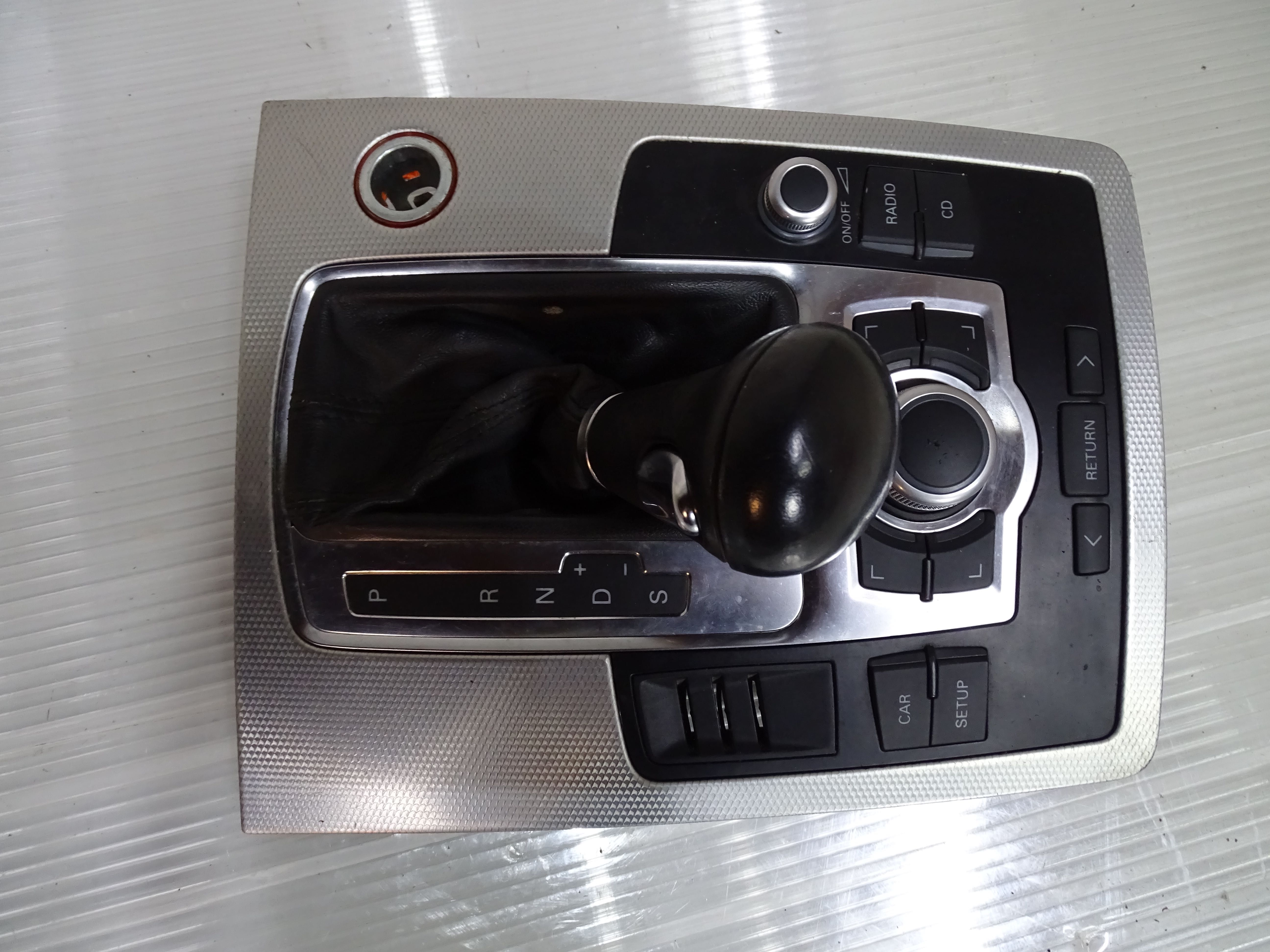 AUDI Q7 4L panel sterowania MMI , Mieszek, Ramka EUROPA