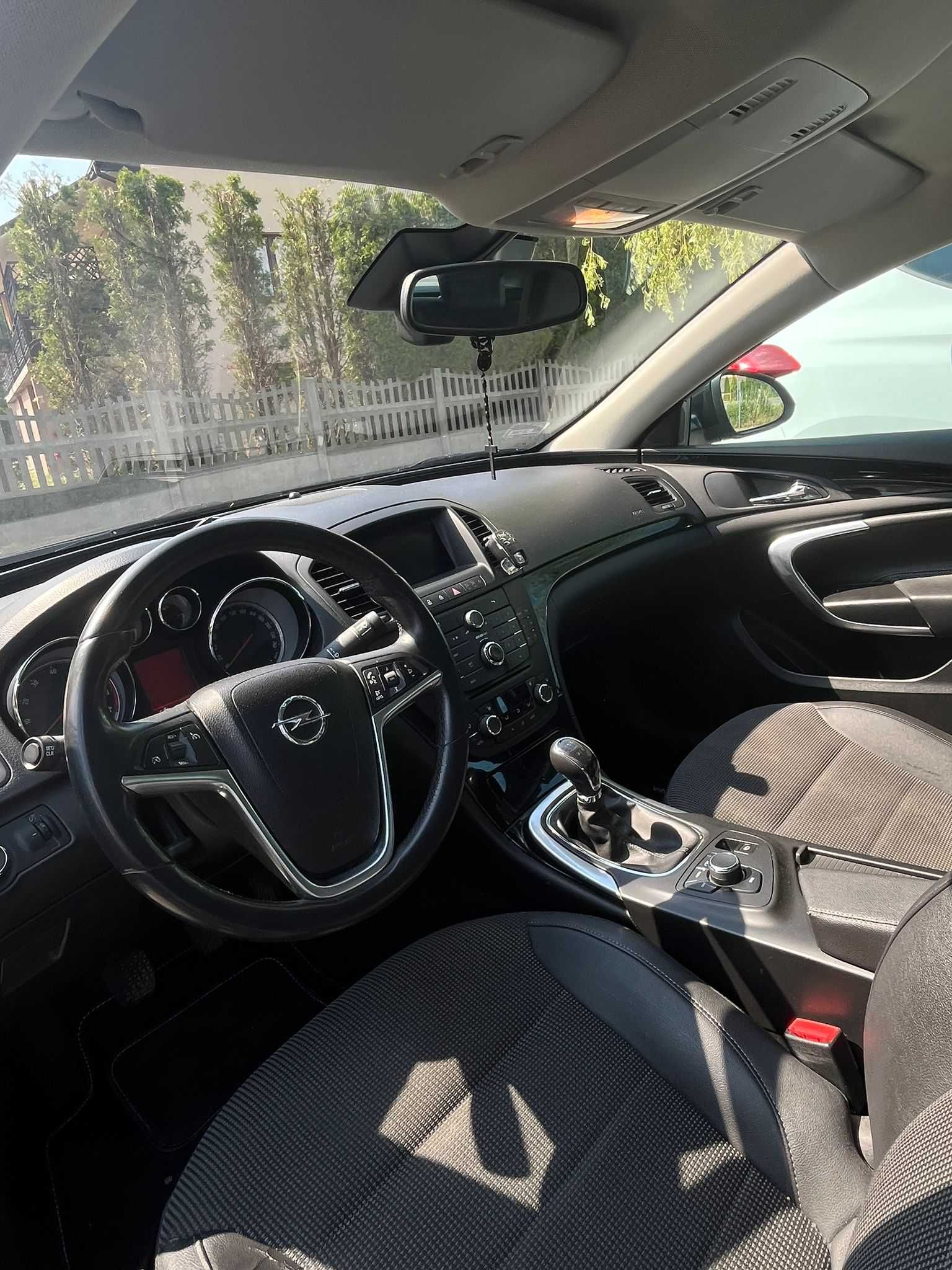 Sprzedam Opel Insignia Cosmo  turbo 1.6 benzyna