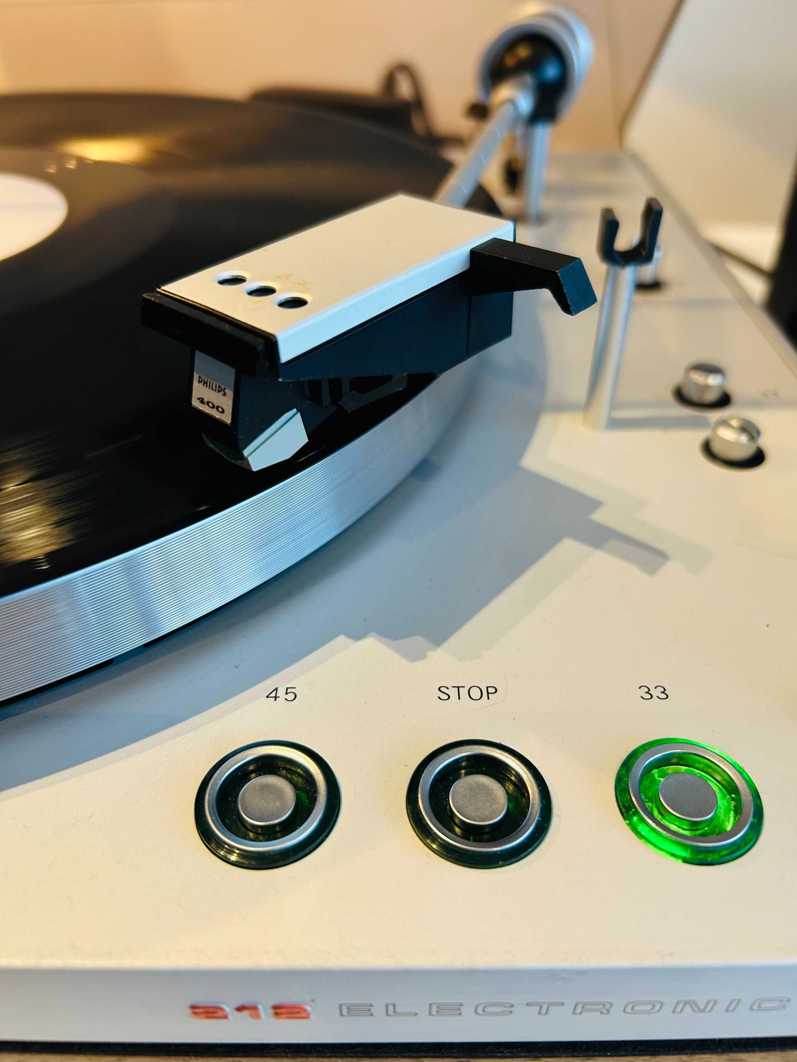 Gira-discos Philips 212 – Minimalismo retro com som analógico puro