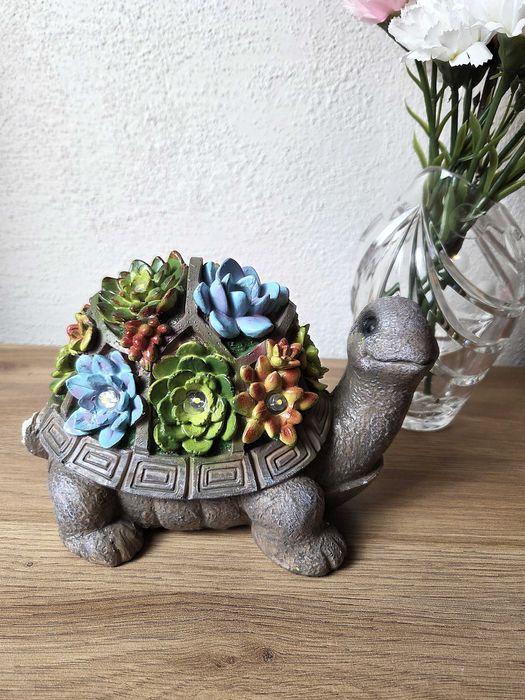 Figurka ogrodowa LED żółwik