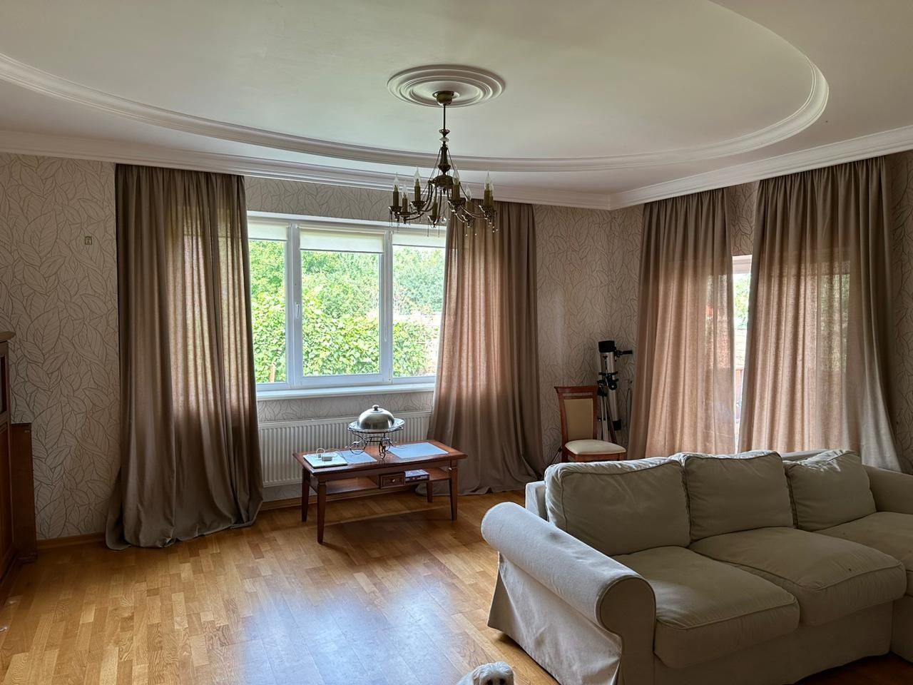 ТЕРМІНОВИЙ ПРОДАЖ! с. Боголюби 2пов. 307м2, 10сот. Єврорем.,меблі!