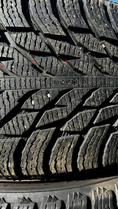 255/45/19 +235/50/19 Nokian Hakkapeliitta R 3, Tesla Y,