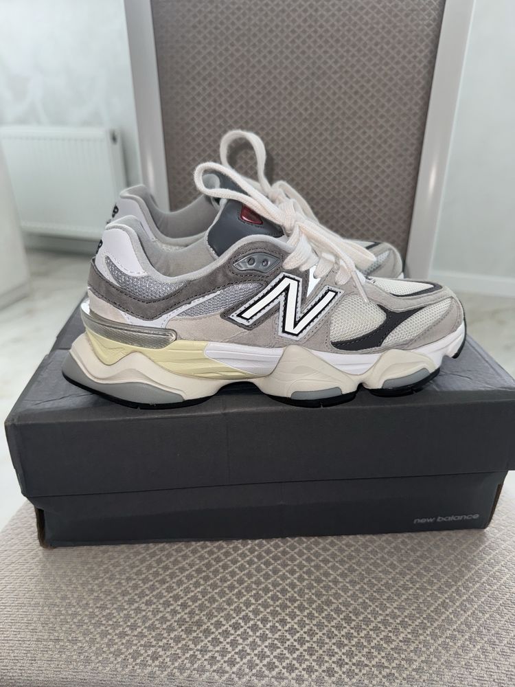 Кросівки жіночі New Balance (23,5 см.)