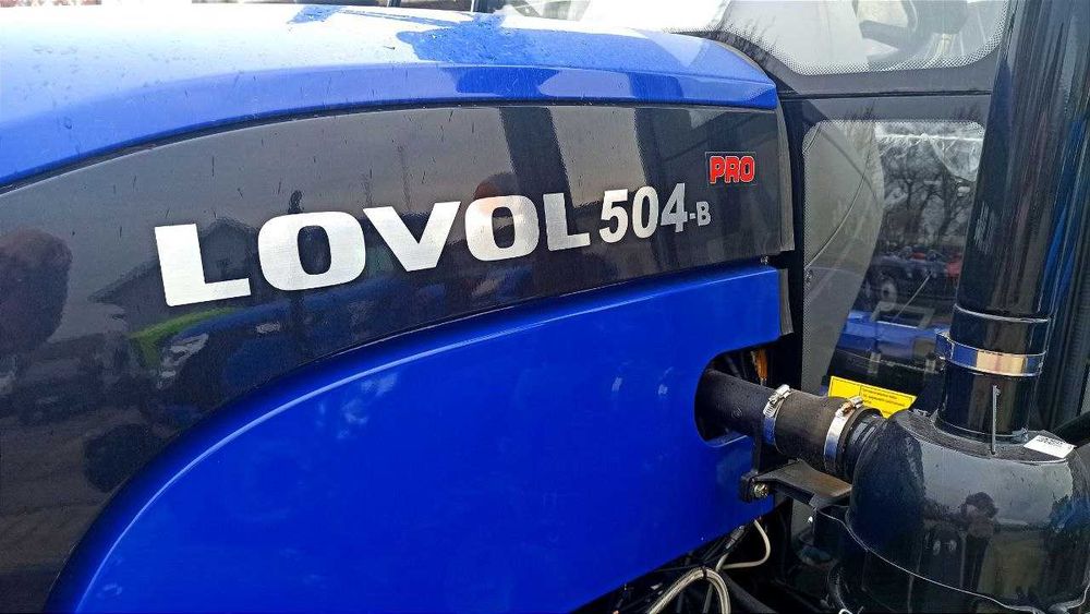 Трактор Ловол 504 Pro з кабіною+ кондиціонер, синхронна коробка