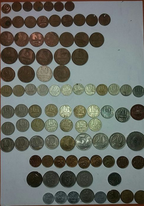 монети різних краін