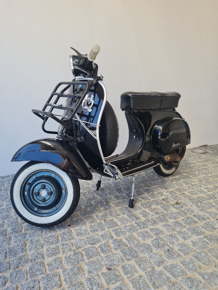 Vespa 50s 1976 Preta