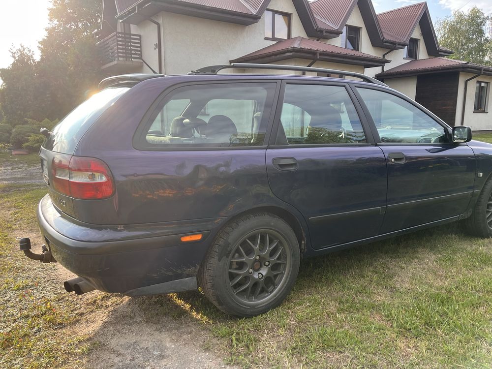 Volvo v40 benzyna+gaz, hak, klima, brak PT