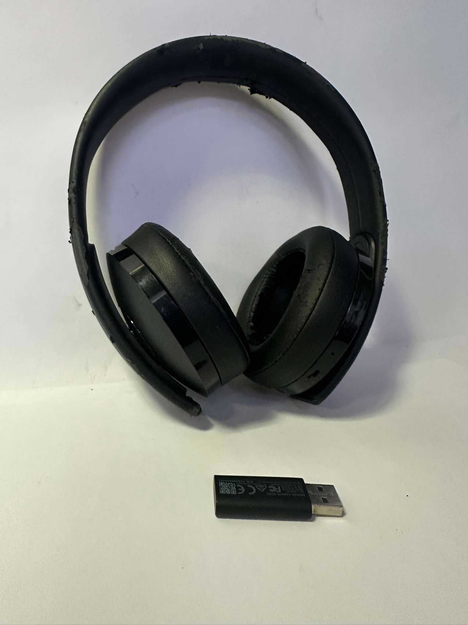 SŁUCHAWKI DO PS4 CUHYA-0081 + Adapter (2011/24) tyl