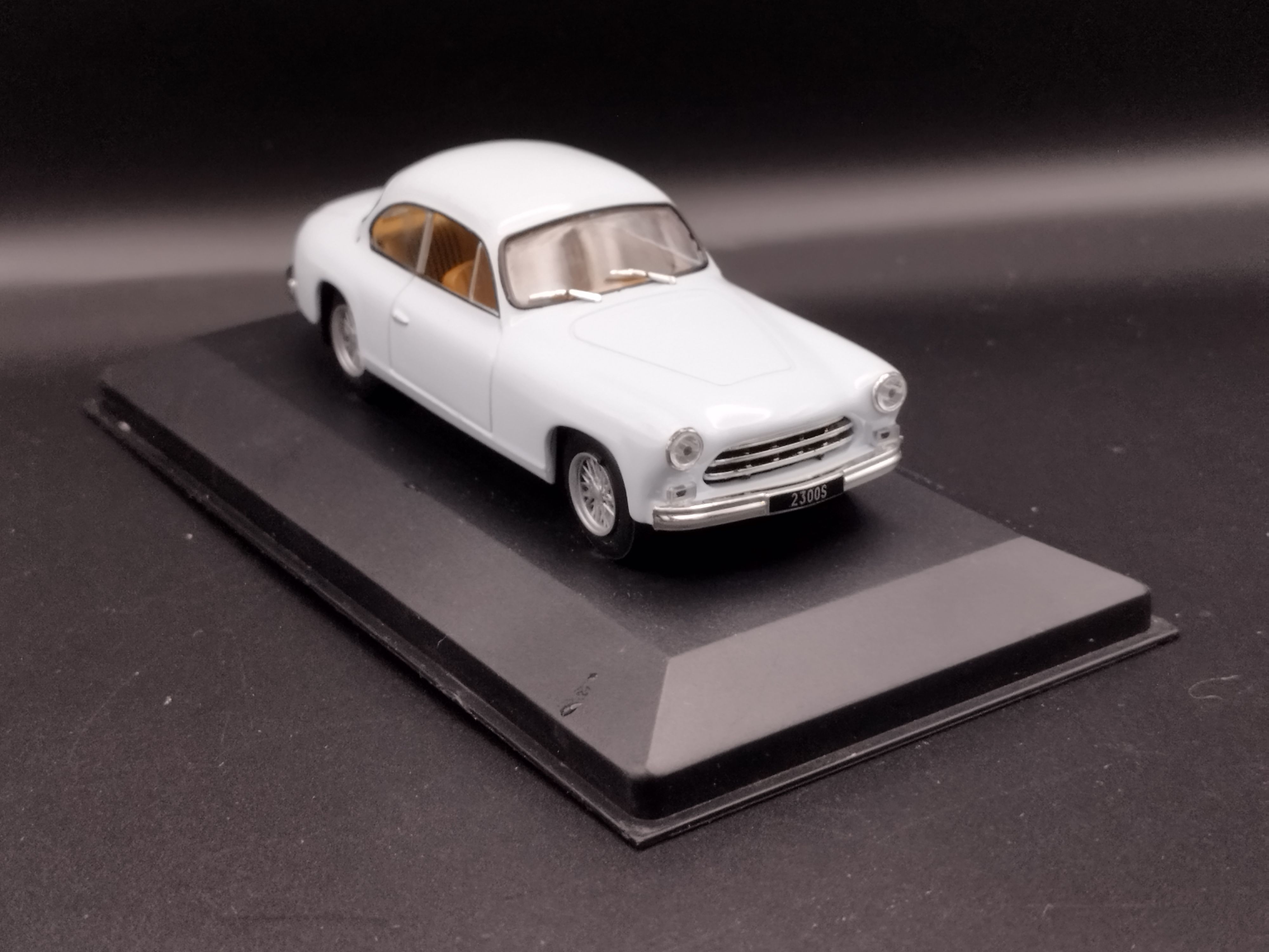 1:43 Altaya 1955 Salmson Sport 2300s Model Używany