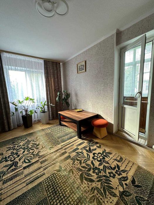 Двокімнатна квартира Д.Галицького,район автовокзалу   11000+ КП