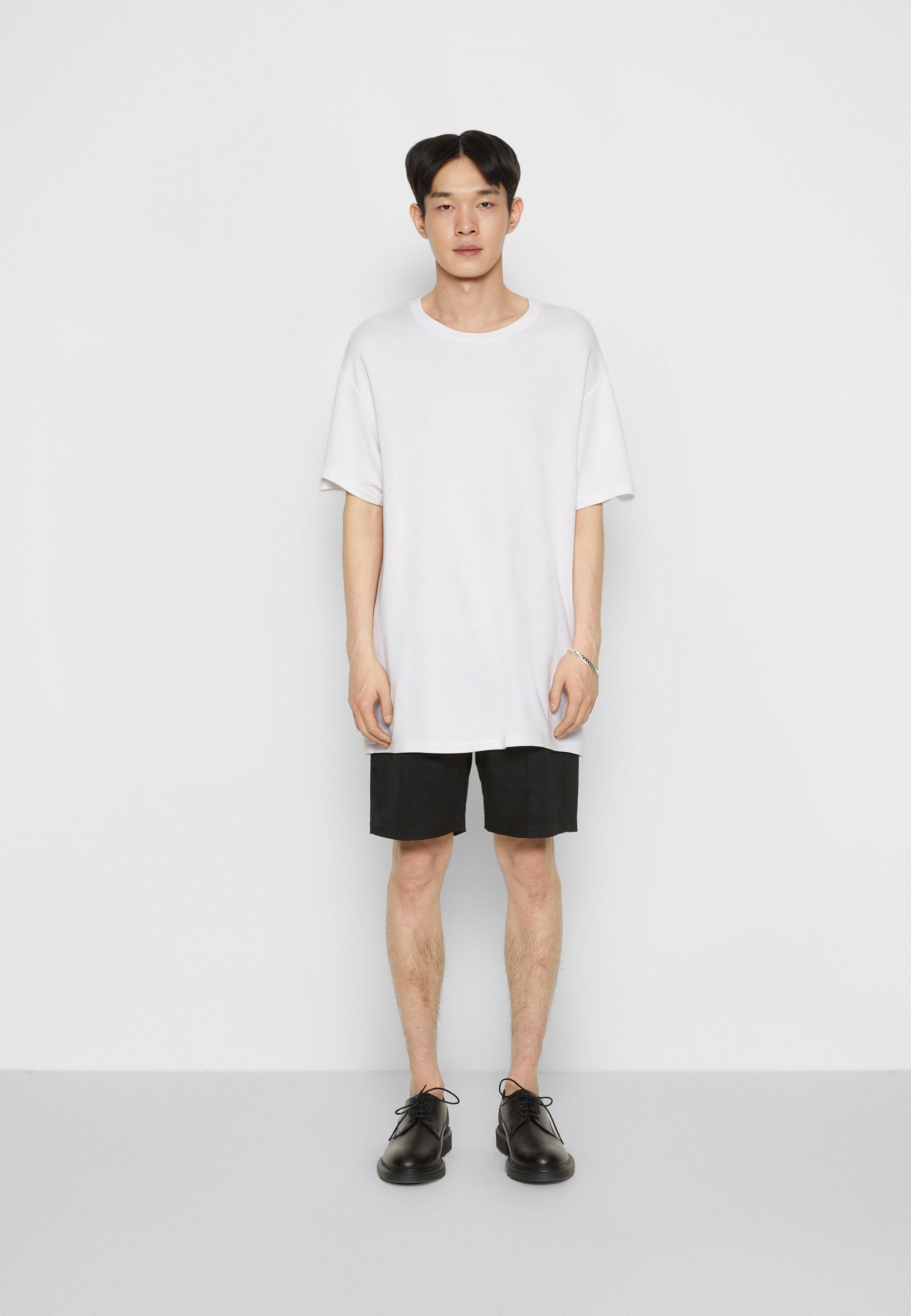 T-shirt gruby  z lyocellu oversize Won Hundred r.M