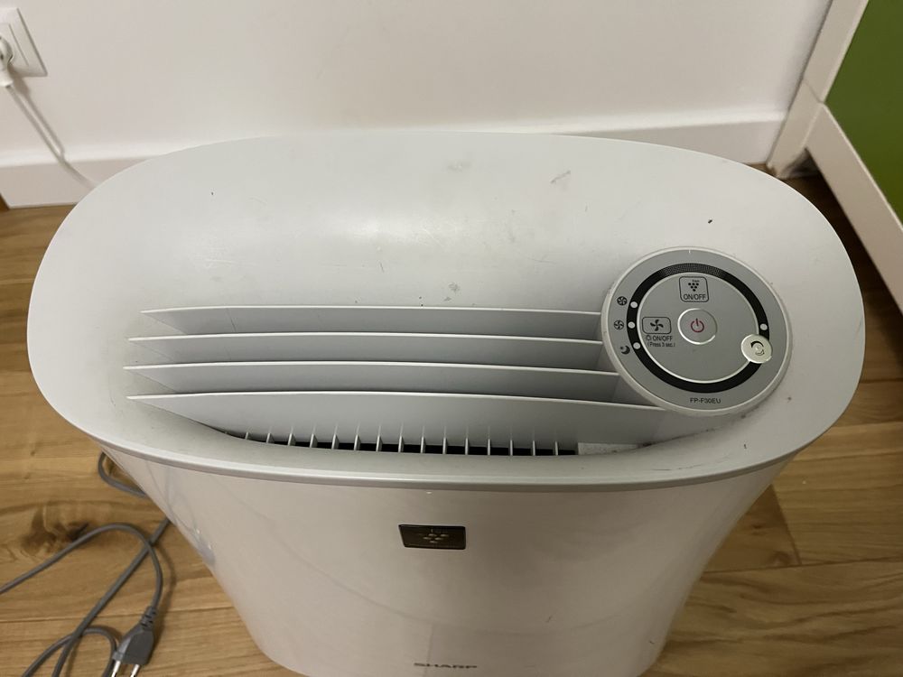 Oczyszczacz powietrza Sharp FP-F30EU-H