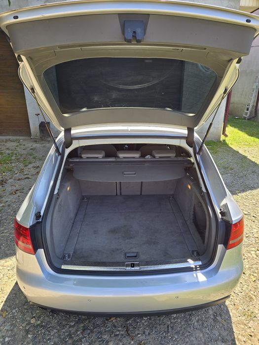 Продам AUDI A4B8 2.0D автомат