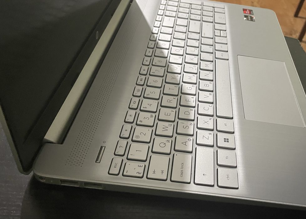 Ноутбук HP Laptop 15