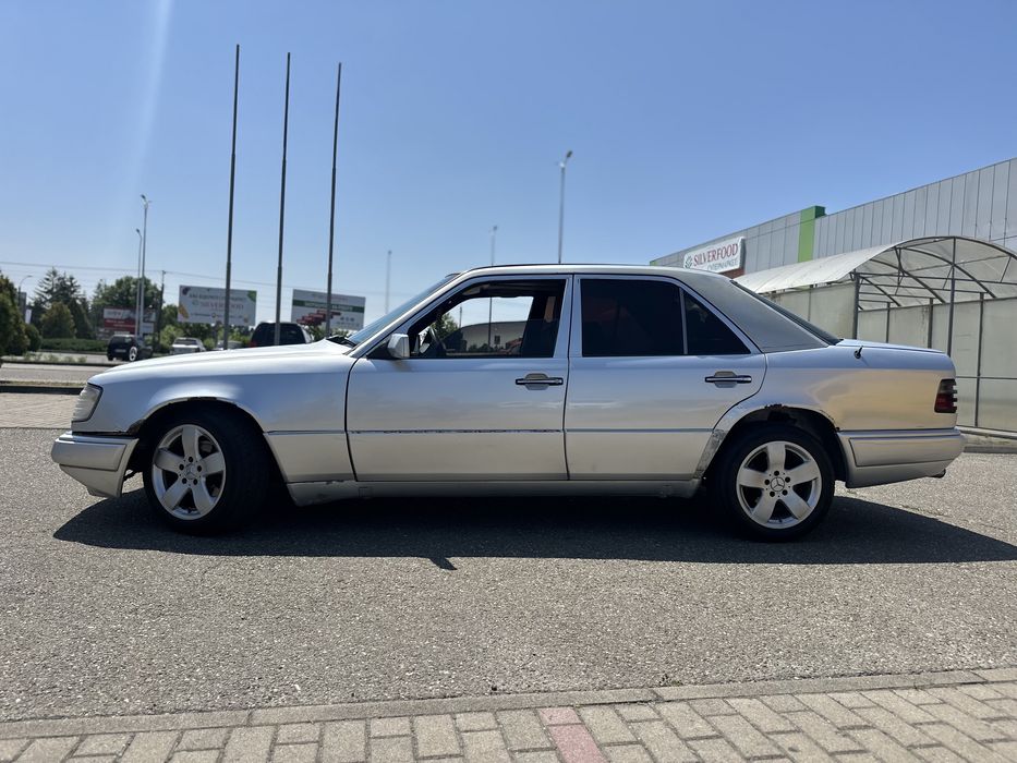 Продам або Обміняю Mersedes w124 e250