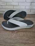 Кроксы Crocs InMotion Flip М 10  Только оригинал!!