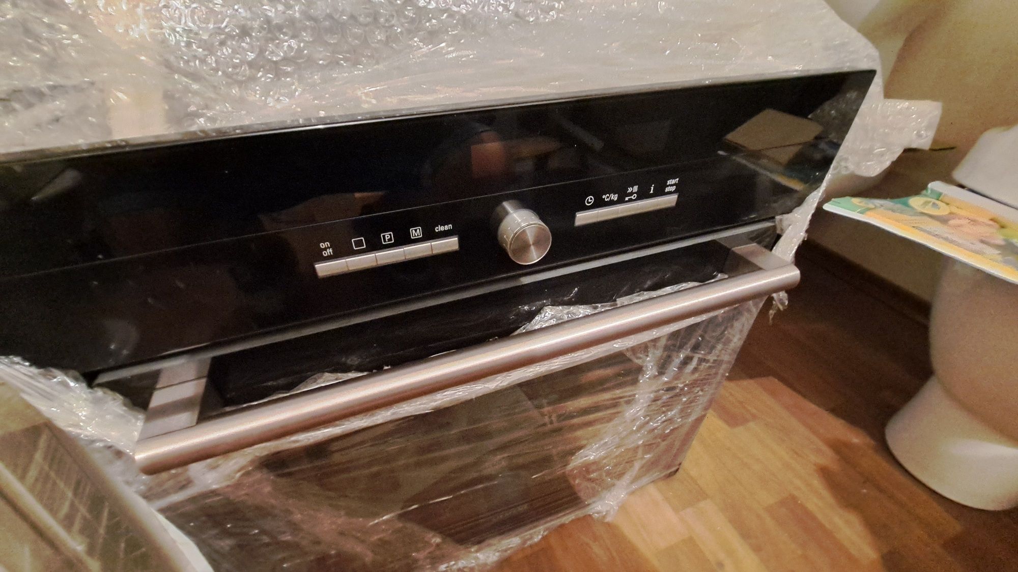 Духовой шкаф духовка встраиваемая Siemens HB 36AB.50J