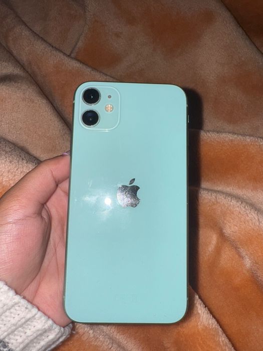iPhone 11 128gb usado