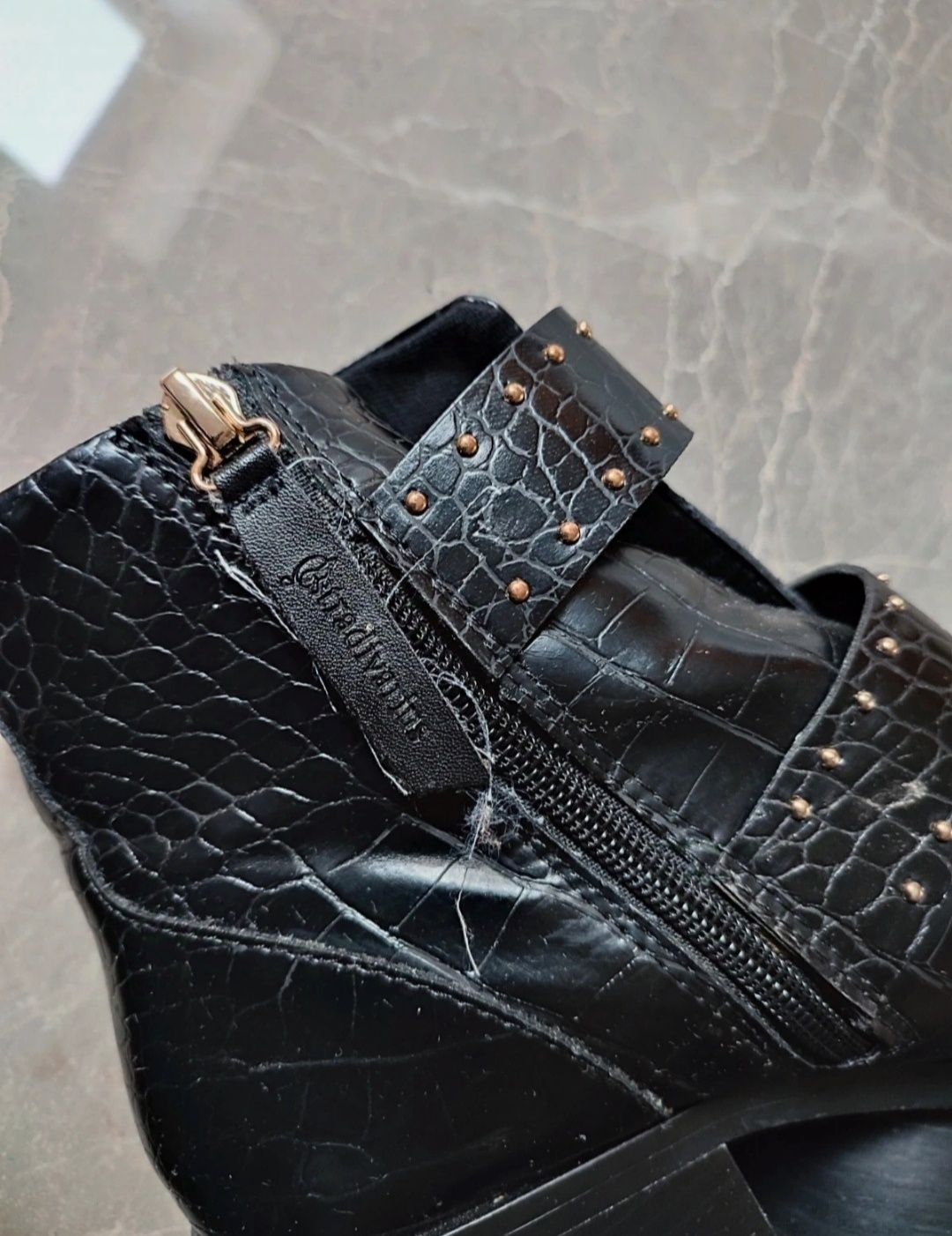 Botki Stradivarius 39