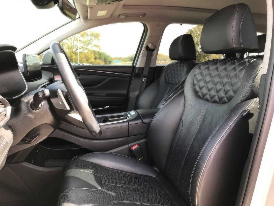 Hyundai Santa Fe      2021