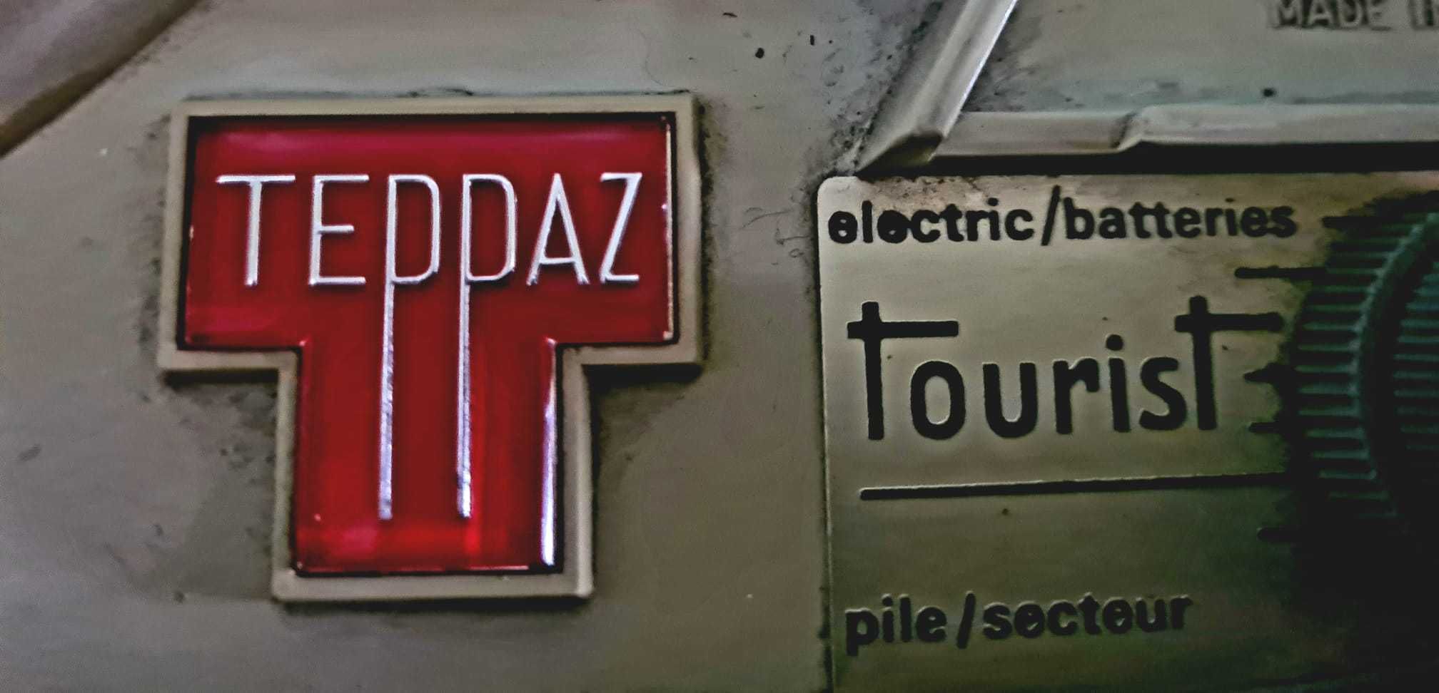 Gira-discos portátil Teppaz Tourist