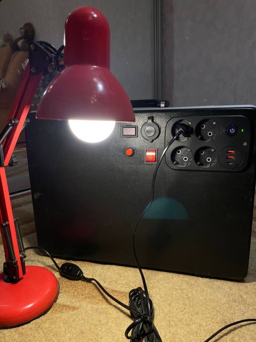 Мобильная универсальная зарядная станция