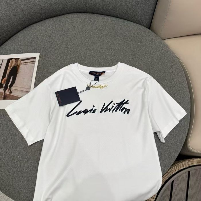 футболка в стилі louis vuitton