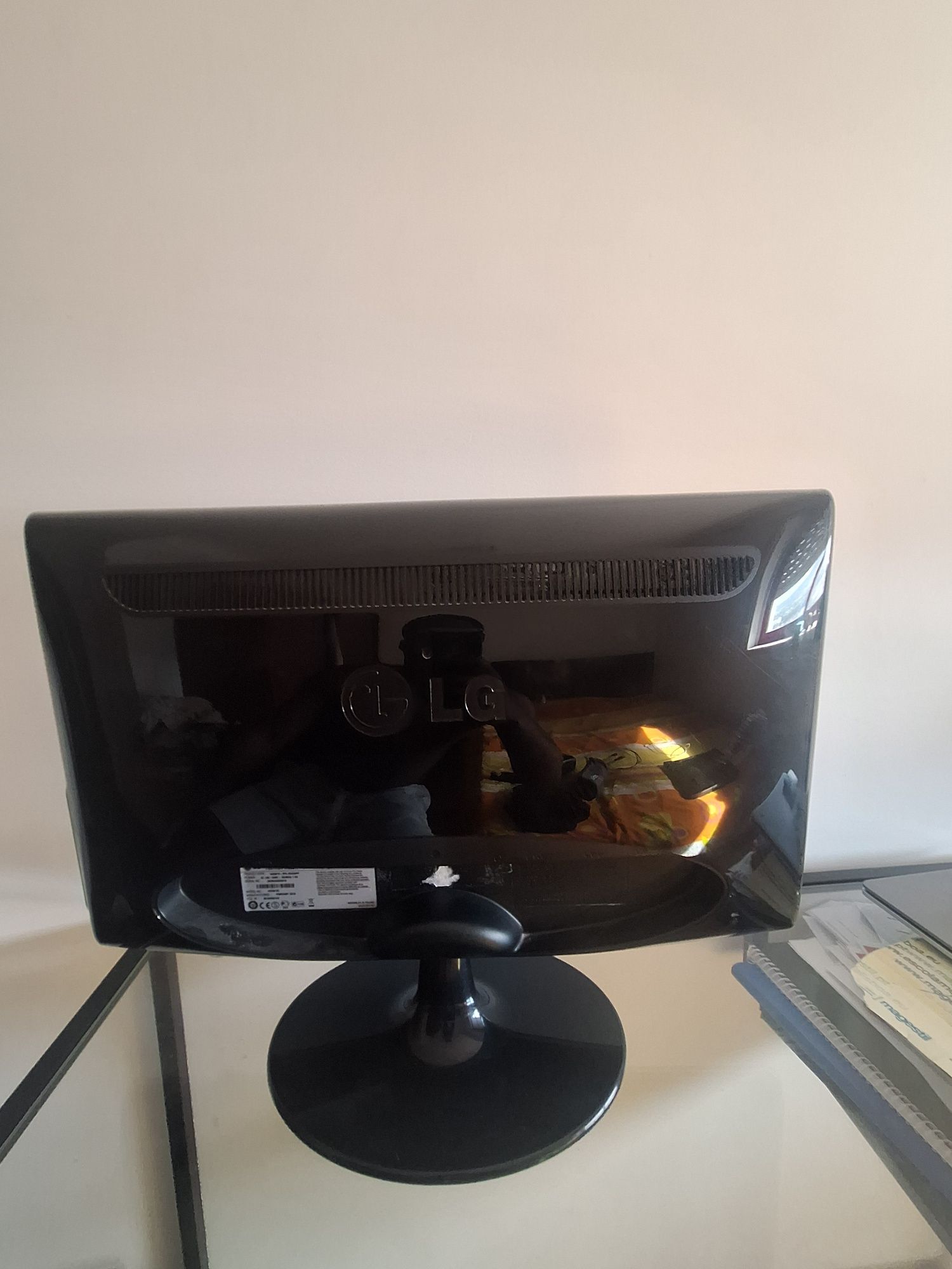 Monitor LG em bom estado