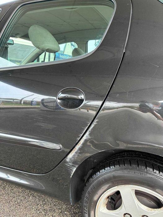 Peugeot 206 (Março 2005)