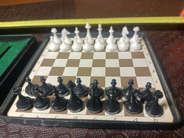 Шахматы в миниатюре, магнитные 