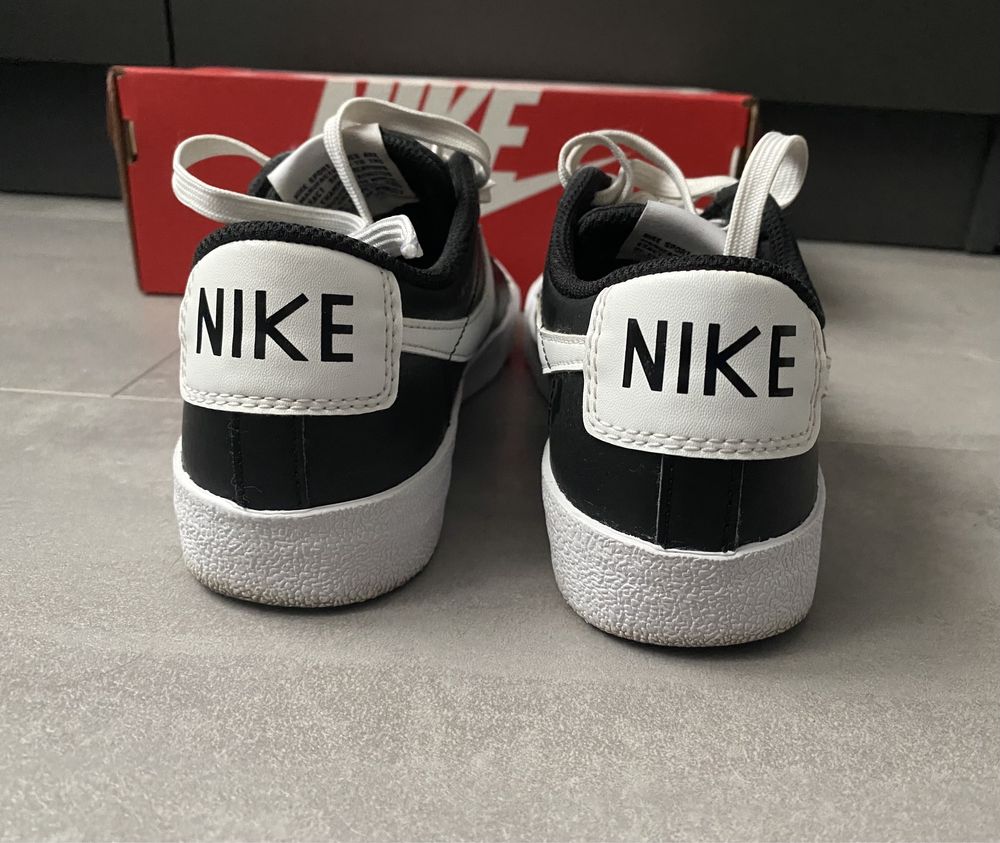 Nike blazer low czarne 37,5