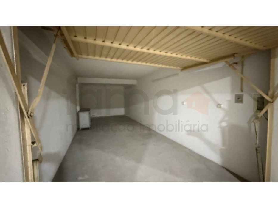 Garagem box em ARRENDAMENTO em Pinhal Novo