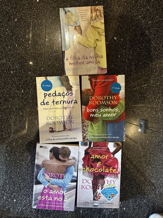Vários livros - Dorothy Komson