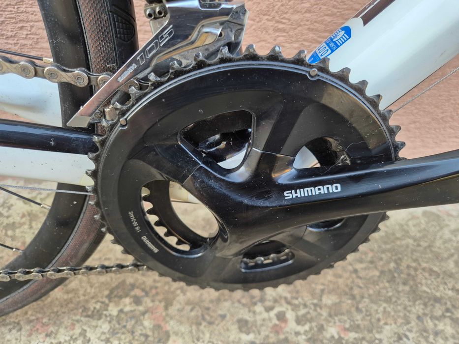 Rower szosowy Trek Domane, hydraulika, full carbon