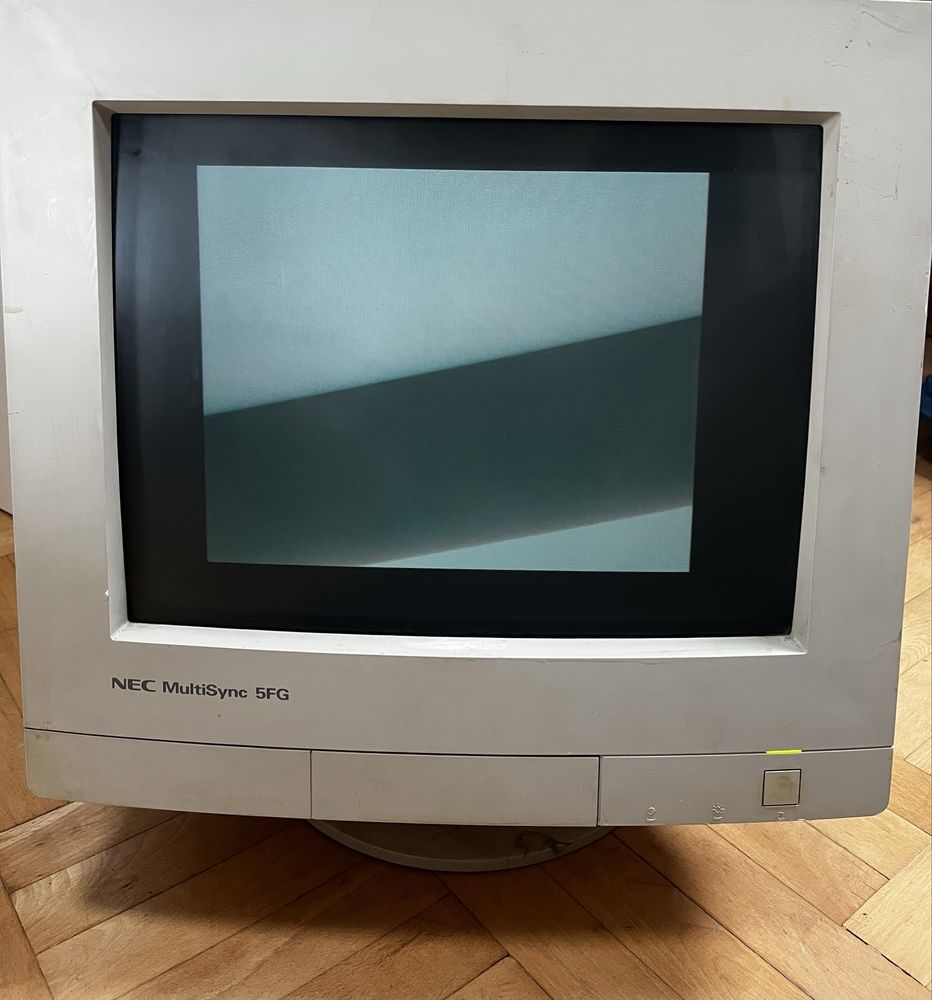 Monitor kineskopowy (x2)